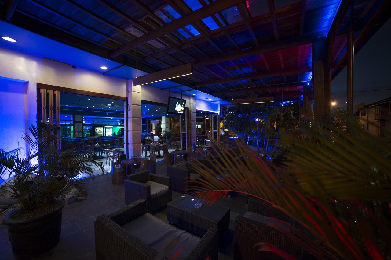 Hotel Elegance Nv باراماريبو المظهر الخارجي الصورة