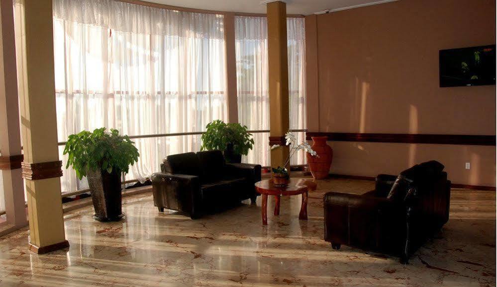 Hotel Elegance Nv باراماريبو المظهر الخارجي الصورة